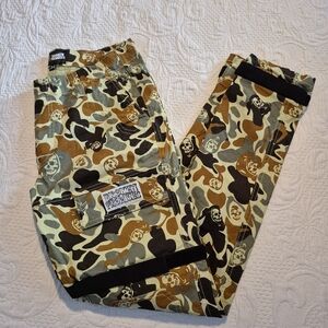 Broken Promises women's size 34 Grim Reaper design camo pants EUC or better